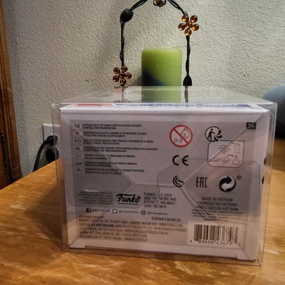 Icee Polar Bear Funko Shop Exclusive Funko Pop - Picture 6 of 6